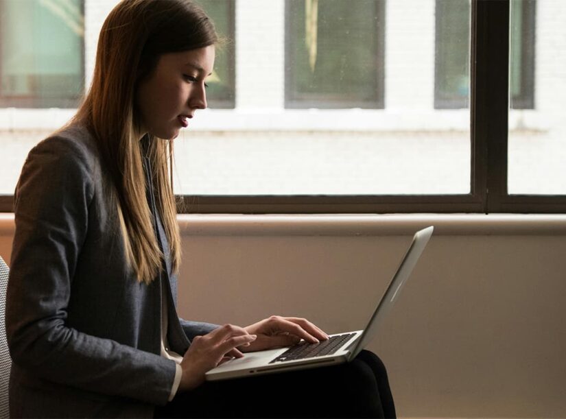 woman-laptop